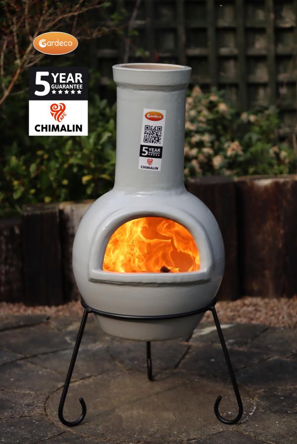 Gardeco Sempra large Chimalin AFC chimenea in glazed light grey, including lid & stand