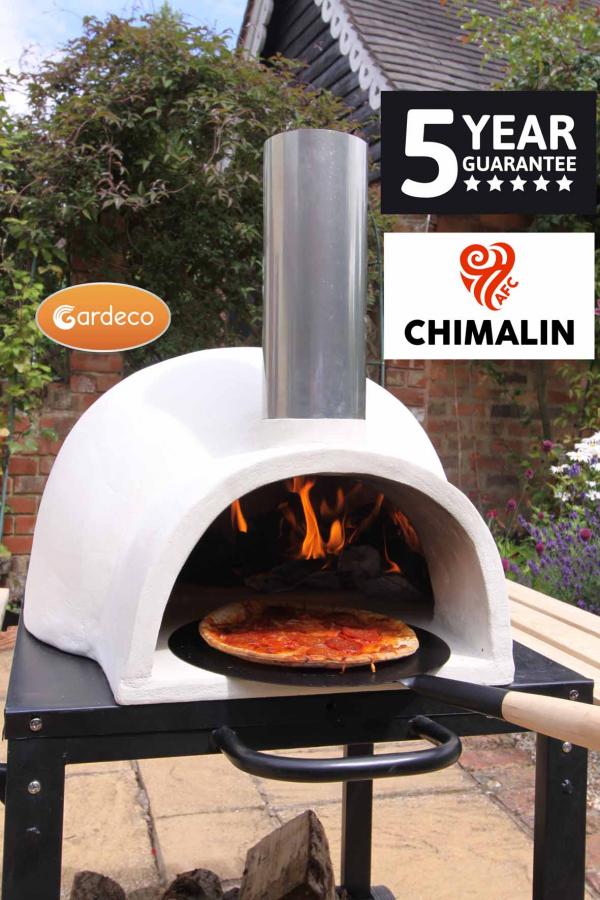 Gardeco Pizzaro Chimalin AFC pizza oven in natural clay