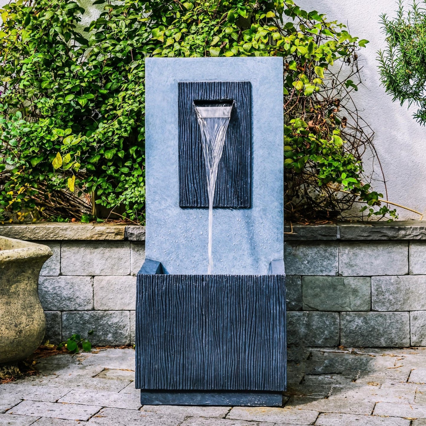 Ivyline Outdoor Contemporary Water Feature Cement